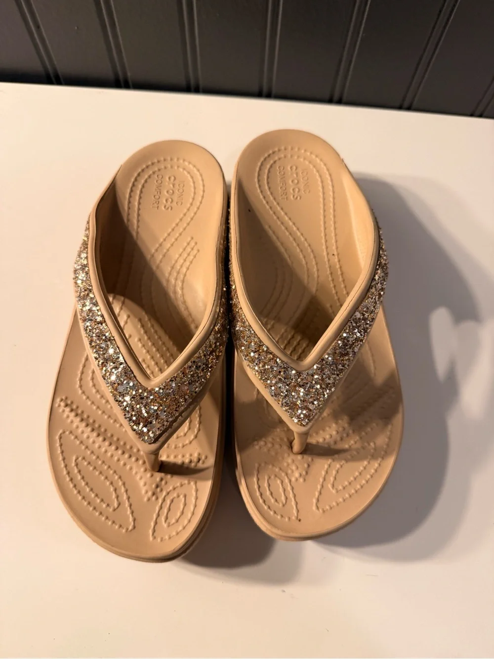 CROCS Beige Platform Flip Flop Sandals with Gold Glitter Straps
